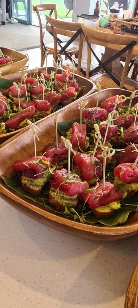 Raw fish sliders