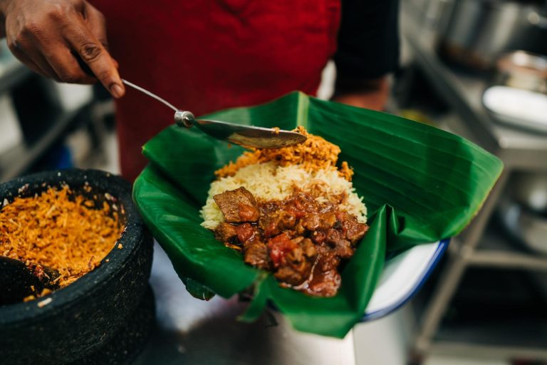 chef serving lamprais